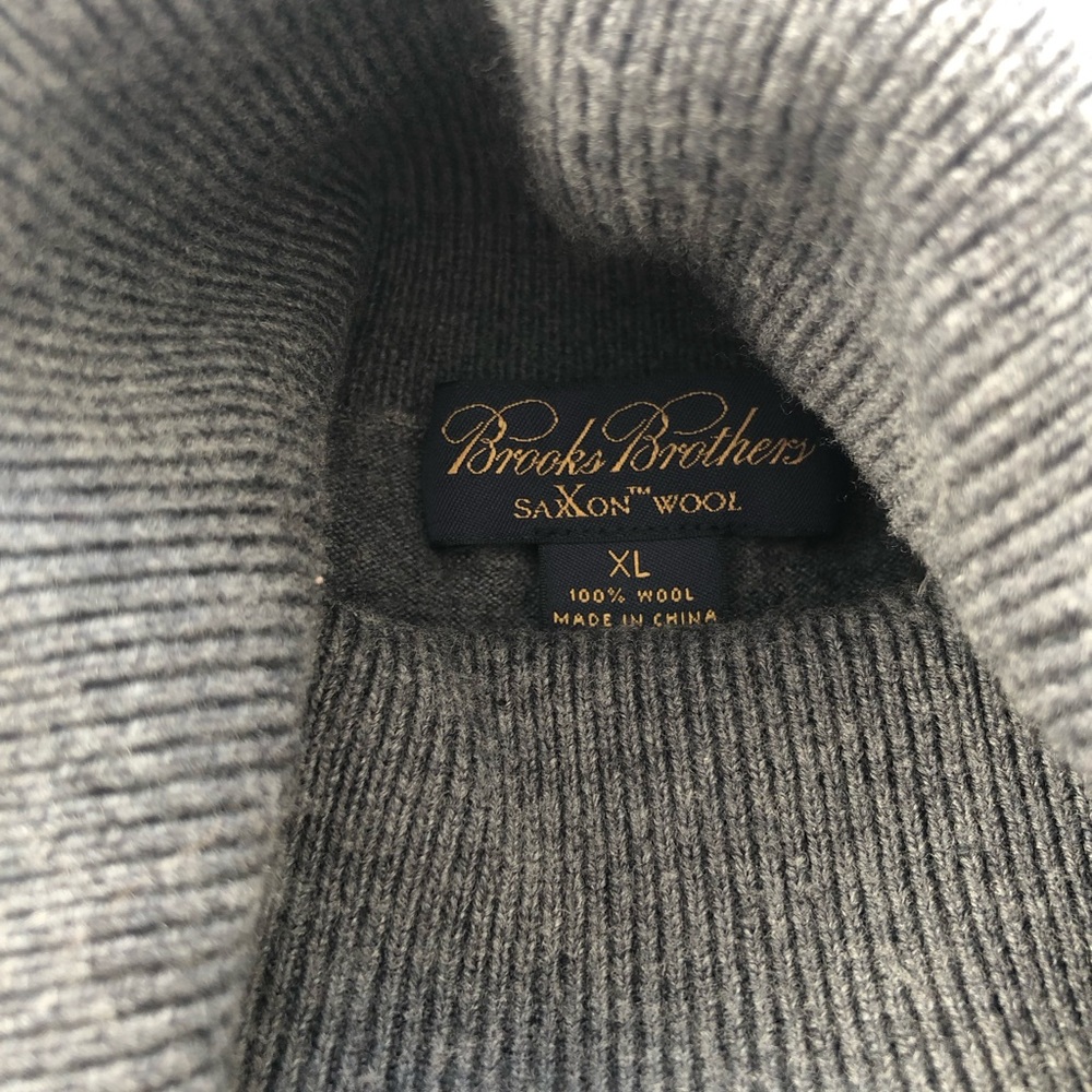 Brooks Brothers 100% Saxxon wool gray sweater women’s XL